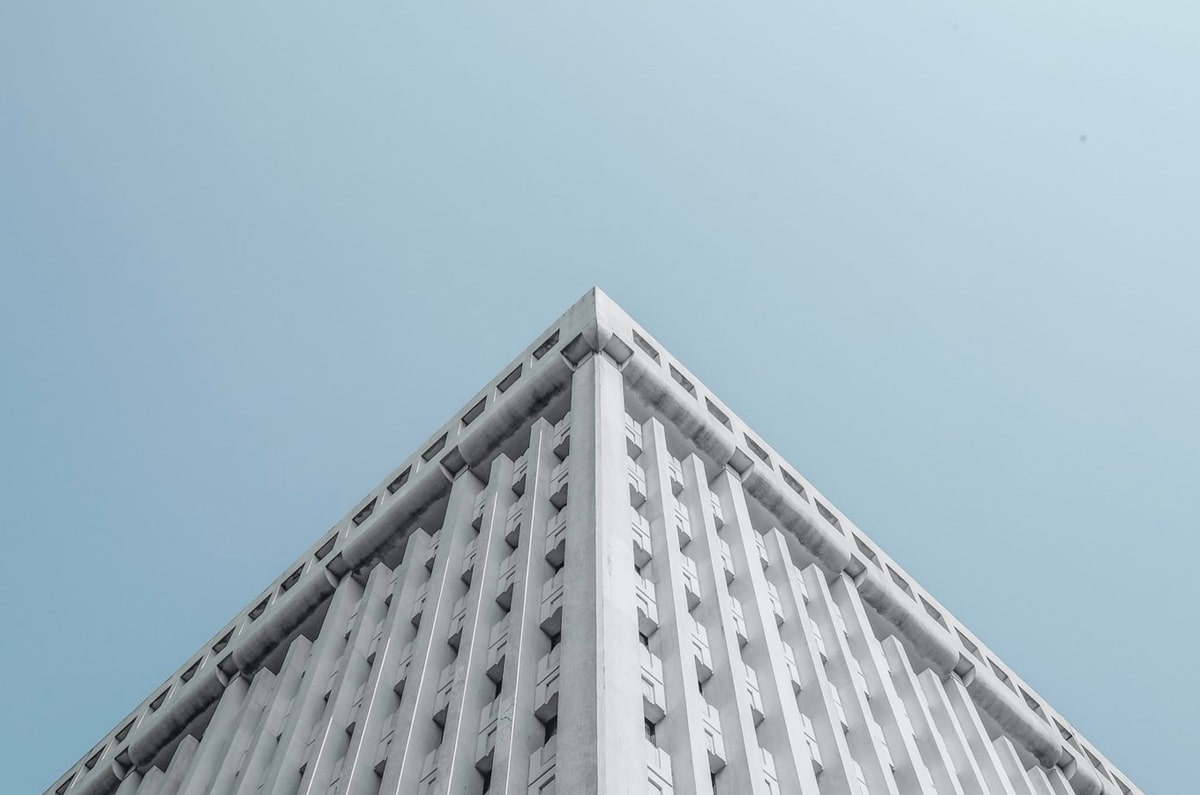 WBG拿下小龙反超经济,Xiaohu击杀Wei顺势拿下超神